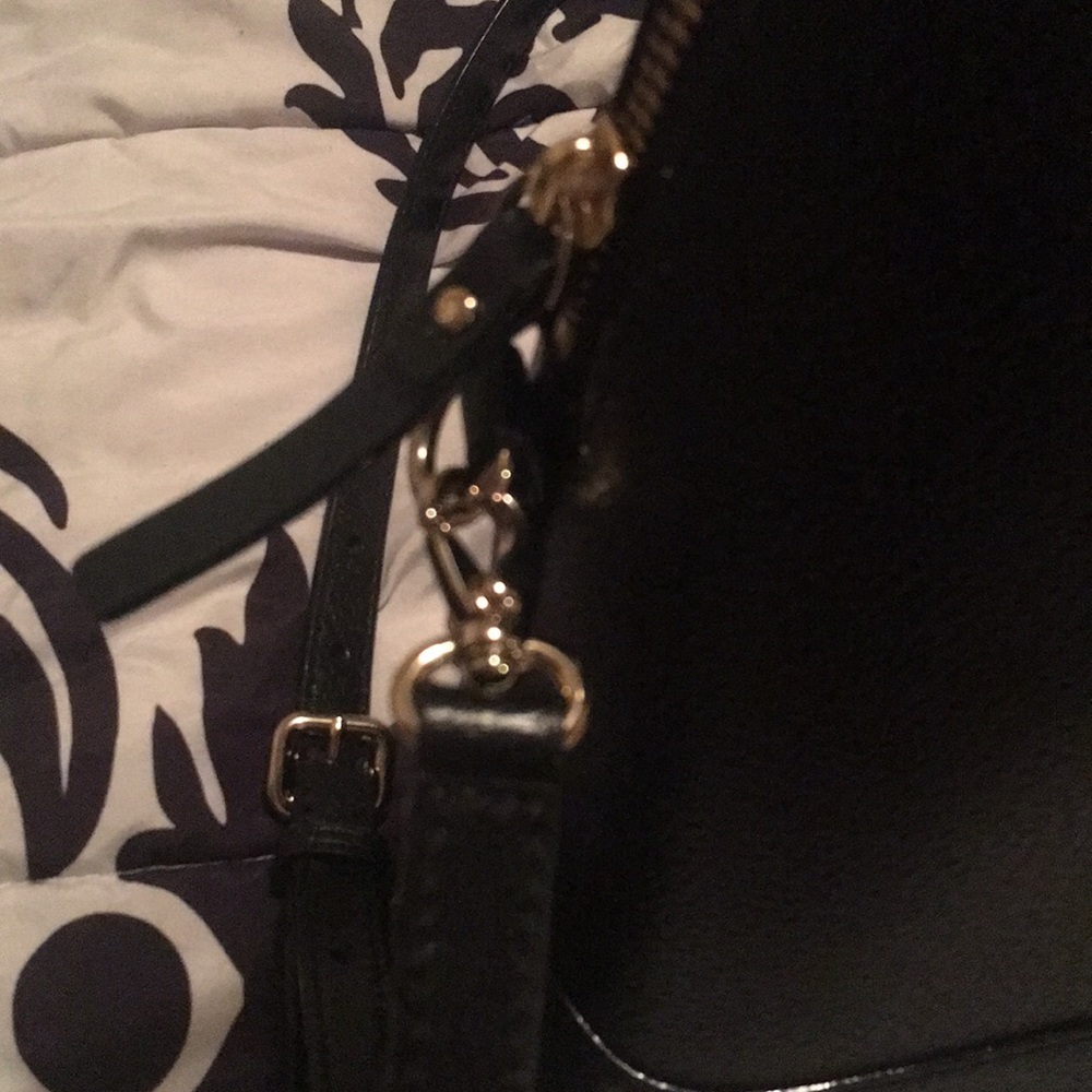 SOLD Kate Spade Handbag - Picture 4 of 7